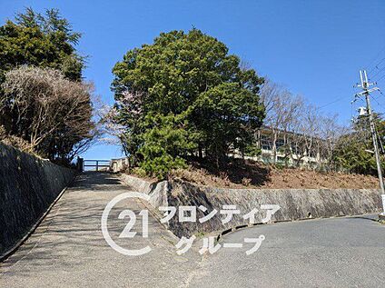 斑鳩町立斑鳩中学校 810m