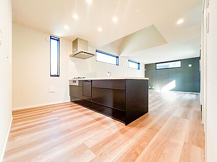 ＝食洗器付き対面キッチン＝