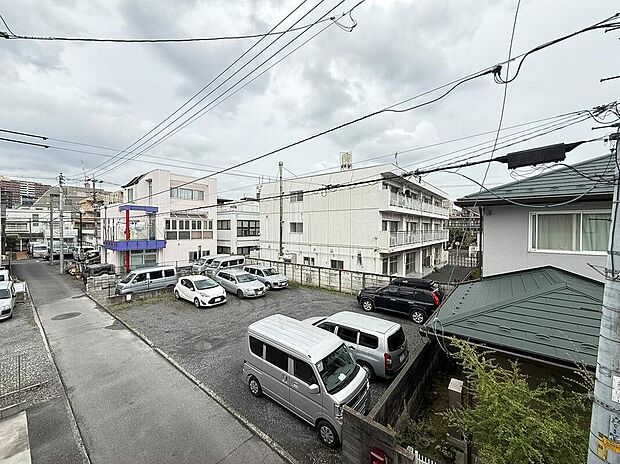 【住戸からの眺望写真】眺望は開放的で、落ち着いた雰囲気で過ごせそうです。