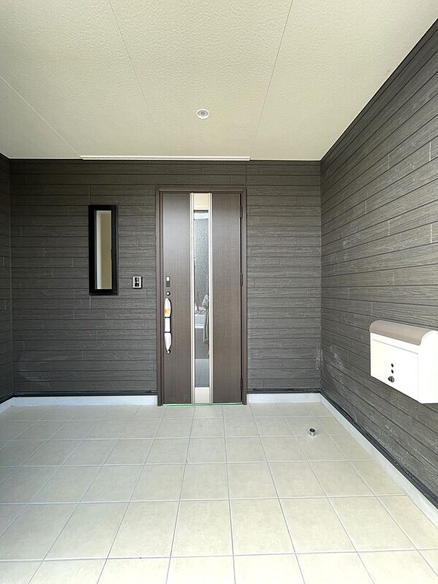 【同社施工例写真】玄関