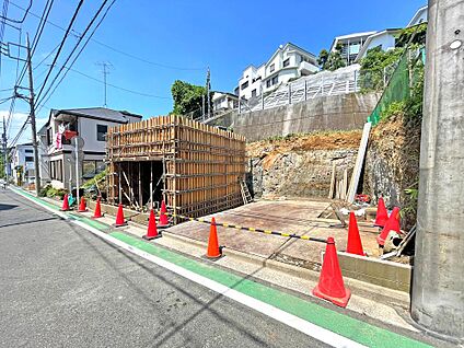 前面道路含む現地写真