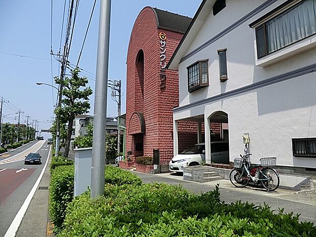 サンクリニック小児科(約900m・徒歩12分)