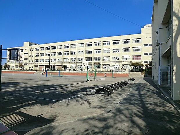 下永谷小学校（約450m・徒歩6分）
