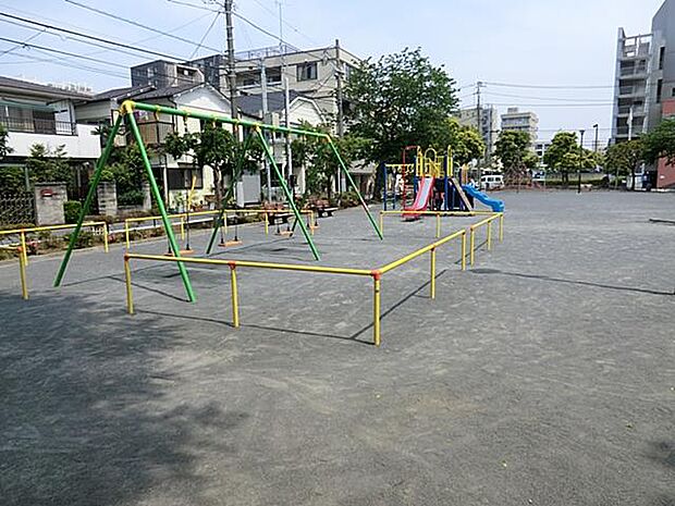 浅間車庫前公園(約19m)