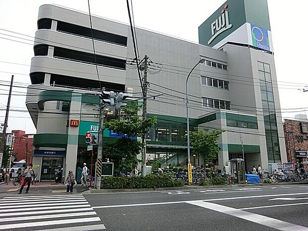 FUJI横浜南店(約1,100m・徒歩14分)