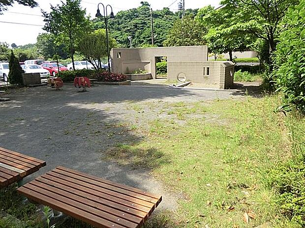 森四丁目第二公園（約850m）