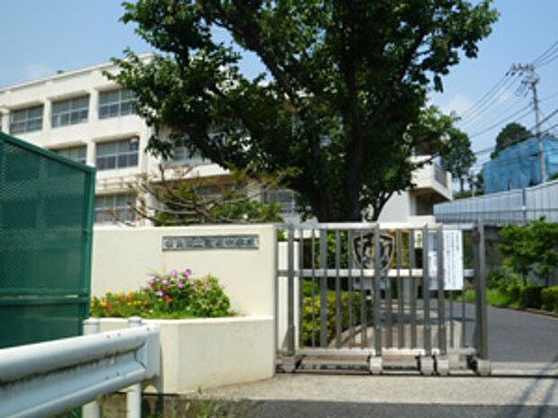 横浜市立篠原西小学校（約700m・徒歩9分）