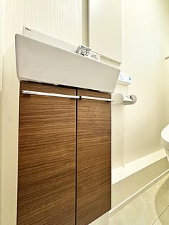 トイレ手洗い器