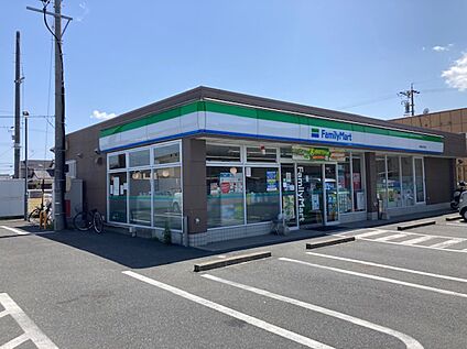 ファミリーマート豊橋松井町店 約460ｍ