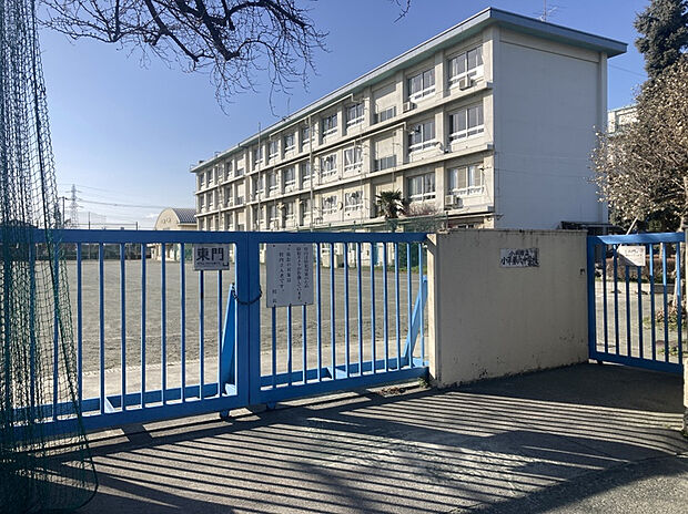 市立小平第六中学校(約110m)