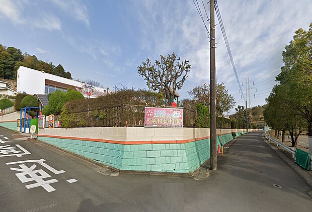 奈良幼稚園(約200m)