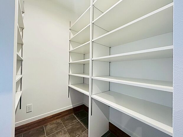 【■シューズインクローゼット■】同社の施工例