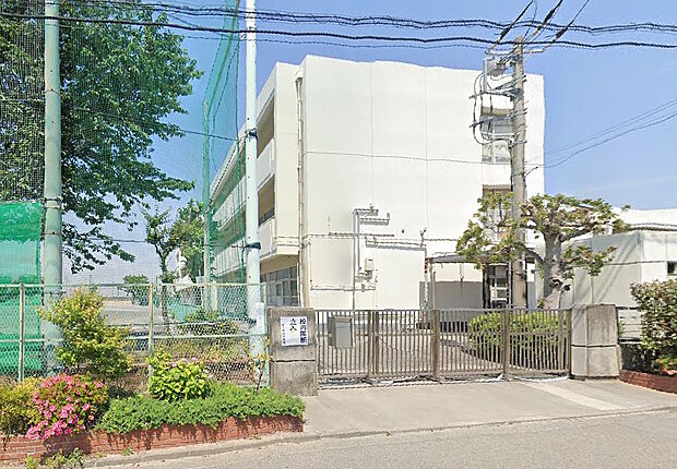 横浜市立市ケ尾中学校（約1,177m）