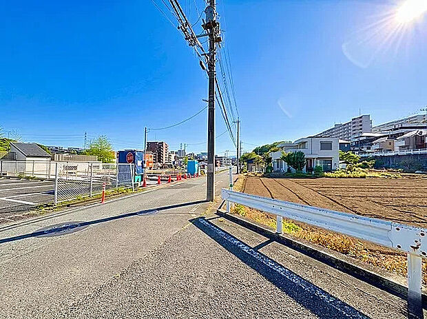 【現地外観写真】ゆとりに満ちた快適な暮らし心地を。