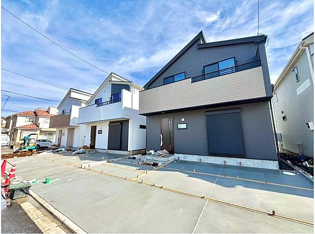 【現地外観写真】
EH水準×断熱・省エネで最高クラスを誇るデザイナーズ邸宅！