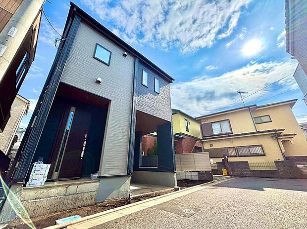 【前面道路含む現地写真】フラットアプローチで駅まで10分~都心へ、横浜へ、軽快にアクセスできる中央林間の好立地♪