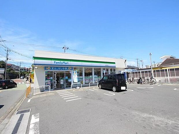 ファミリーマート(約400m)