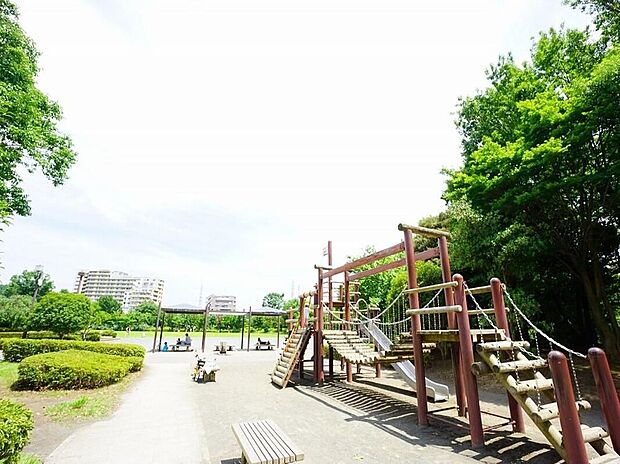 小山白山公園（約1,900m）