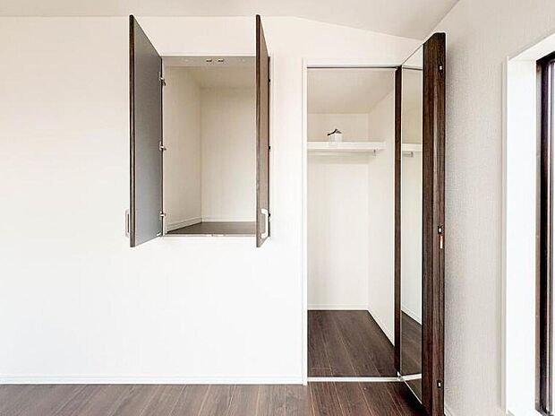 【収納】各部屋を最大限に広く使って頂ける様、全居住スペースに収納付。プライベートルームはゆったりと快適に。
