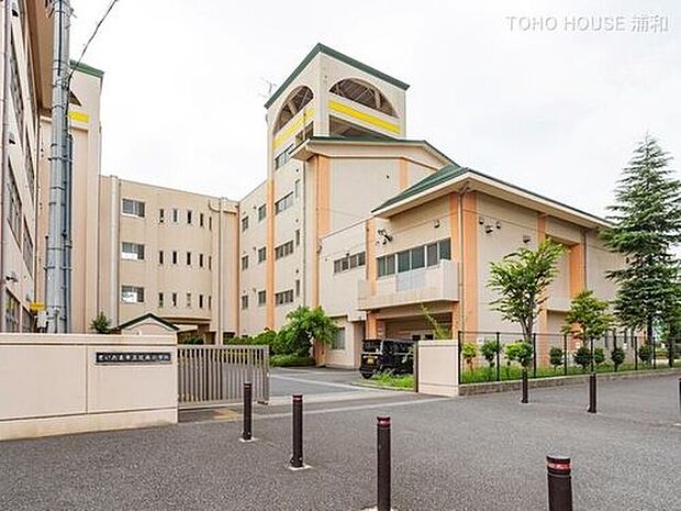 さいたま市立辻南小学校（約960m）