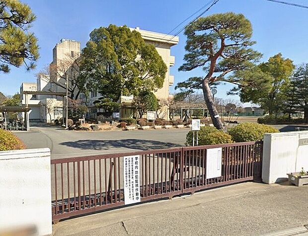 上尾市立南中学校（約1,440m）