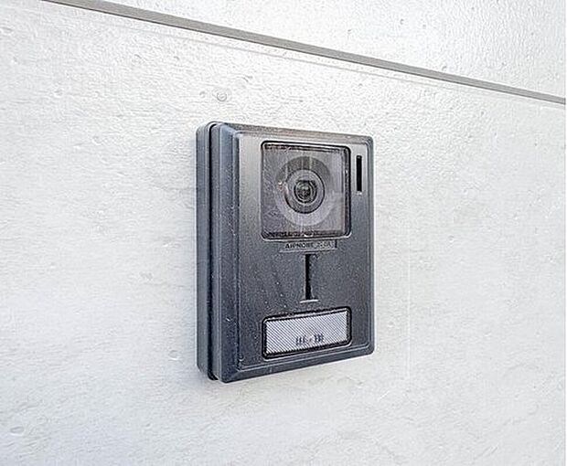 【【TVモニター付インターホン】】不在時の来訪者を録画でき犯罪抑止効果も期待できます.