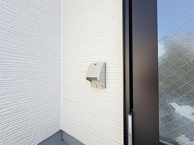 【【バルコニー電源コンセント】】楽しみ方色々！屋上バルコニーの電源・照明付き