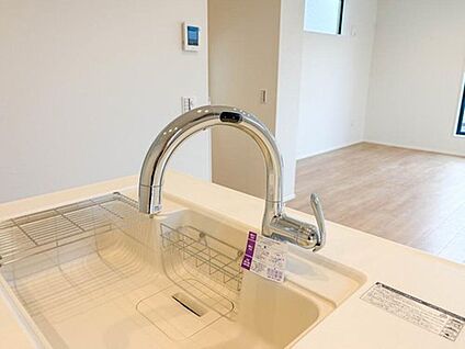 【タッチレス浄水器一体型混合水栓】