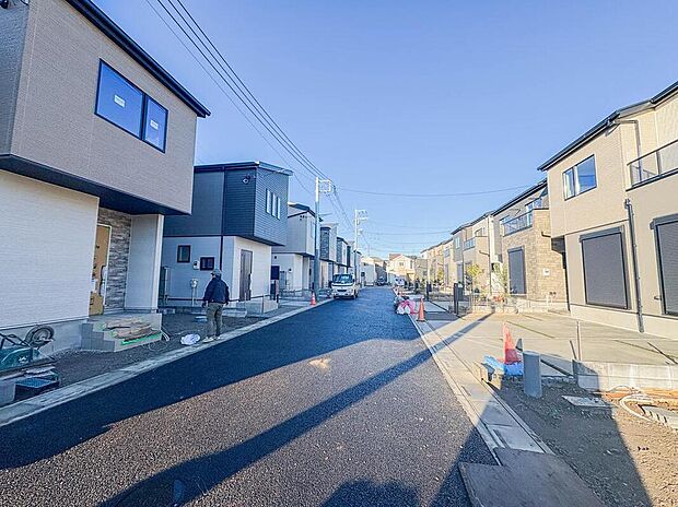 忙しく過ぎゆく日常を置き去るほど、ゆったりした時間が流れる住環境です。『快適』は「家」と「街」と「環境」が調和した時に訪れるのだと改めて感じさせてくれます。
