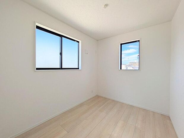 【リビング以外の居室】家族とのコミュニケーションが取りやすい拘り設計。快適な居住空間を演出し、新生活をより潤いある時間へ代えてくれます。