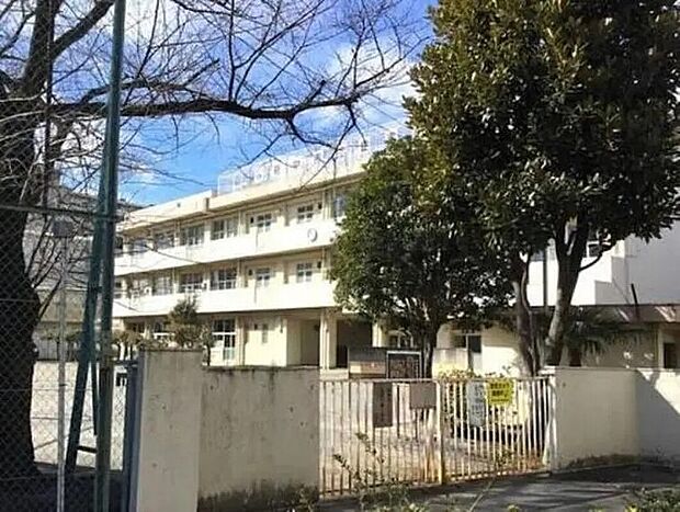 府中市立住吉小学校