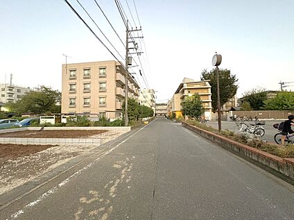 前面道路含む現地写真