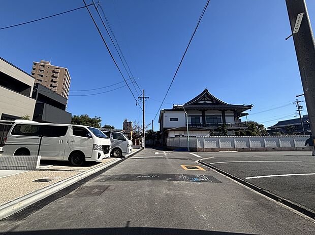 前面道路
2025年11月撮影