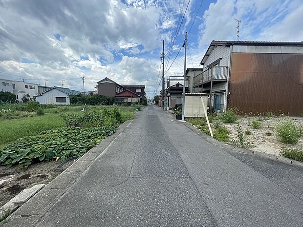 前面道路(2025年9月撮影)