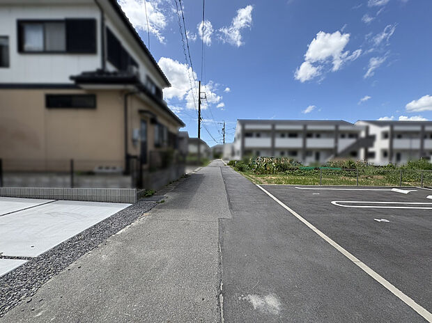 道路写真　北西側3.3ｍ
■2026年8月撮影