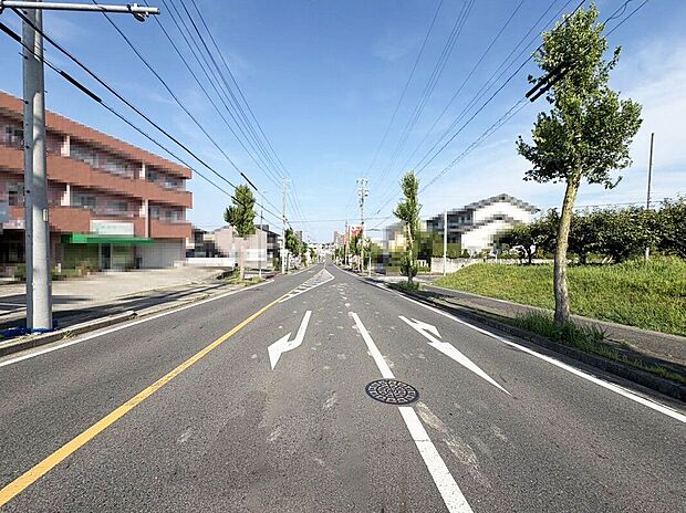 北側前面道路(2026年7月撮影)