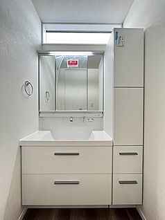 洗面台　Ｂ号棟現地写真