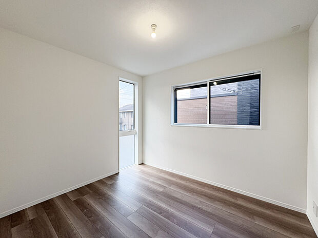 【洋室　B号棟】全室収納付きで住まいをスッキリと保てます！
