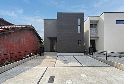 現地外観写真　B号棟