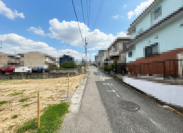 【南側前面道路】2025年10月撮影