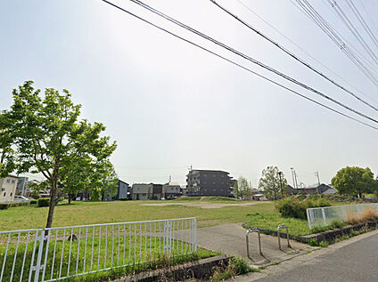 樋田公園 290m