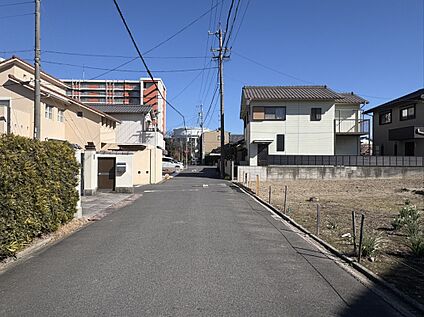 前面道路（2026年3月撮影）