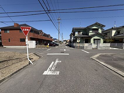 前面道路(2026年3月撮影)
