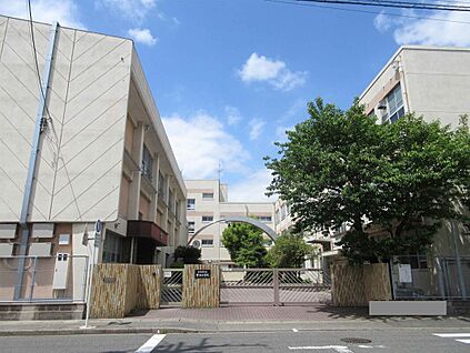 名古屋市立野田小学校 800m(徒歩10分)