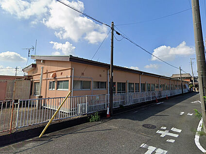 桃栄保育園 250ｍ(徒歩4分)