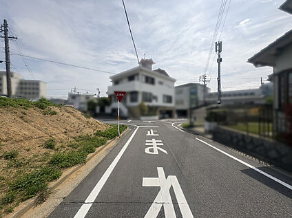 道路写真　西側5.9ｍ