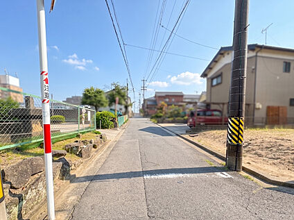 道路写真　北西側4.4ｍ