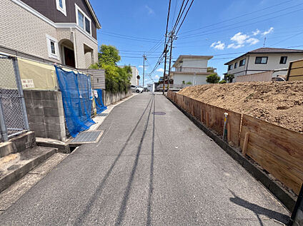 南側前面道路