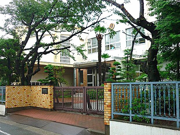 名古屋市立船方小学校(約370m)