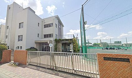 北名古屋市立西春中学校 1020m